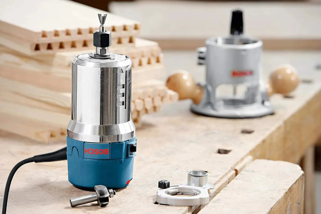 BOSCH 1617EVSPK Wood 12 Amp Router Tool Combo Kit - 2.25 Horsepower Plunge Router & Fixed Base with a Variable Speed